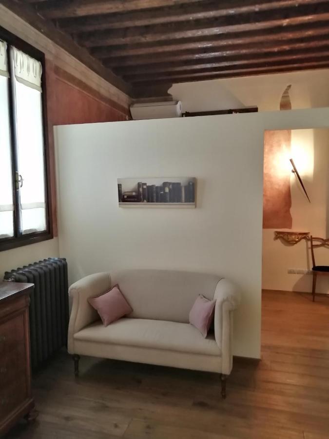 Monolocale Nell'Antica Zona Del Ghetto. Apartment Падуа Екстериор снимка